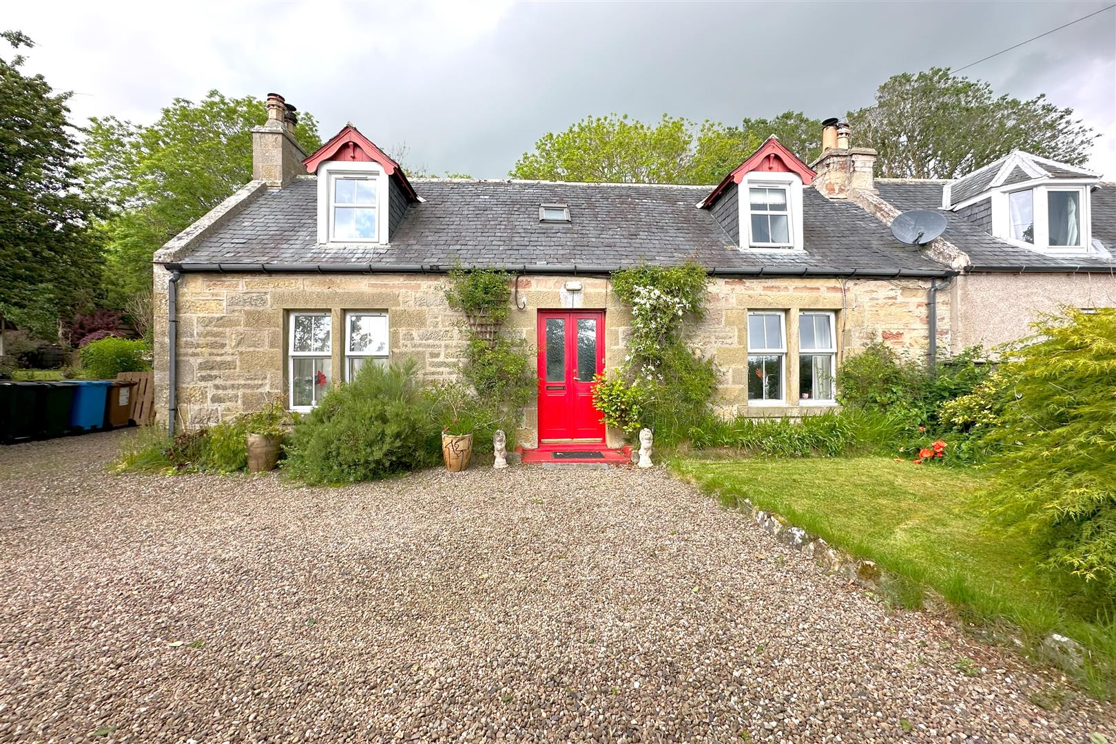 Ashgrove, Braefoot, Hilton, RossShire IV20 1XA Monster Moves